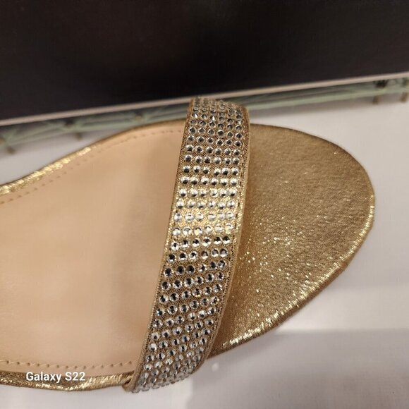 Nina "Veniza" Soft Platino Heeled Sandals. NIB. Size 6.5 - Picture 2 of 12